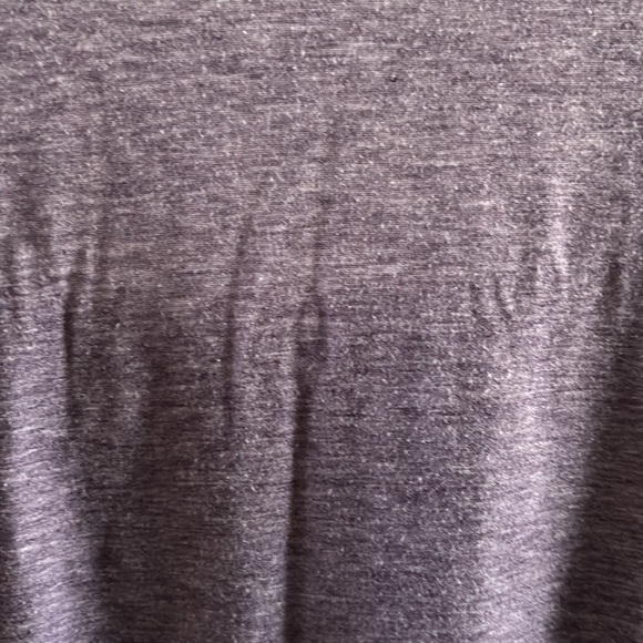 Women’s XL, Violet shade of purple, Scoop neck, shirt. - Picture 5 of 6